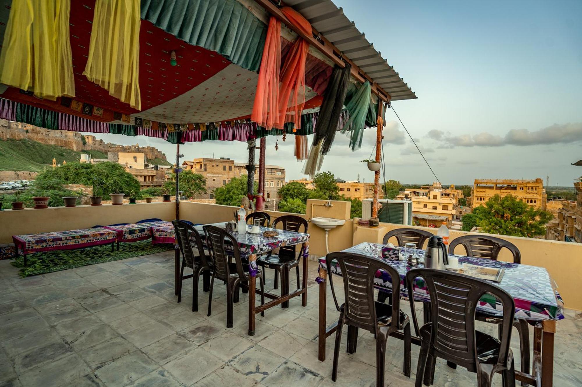 Hotel Relax Inn Jaisalmer Exterior photo