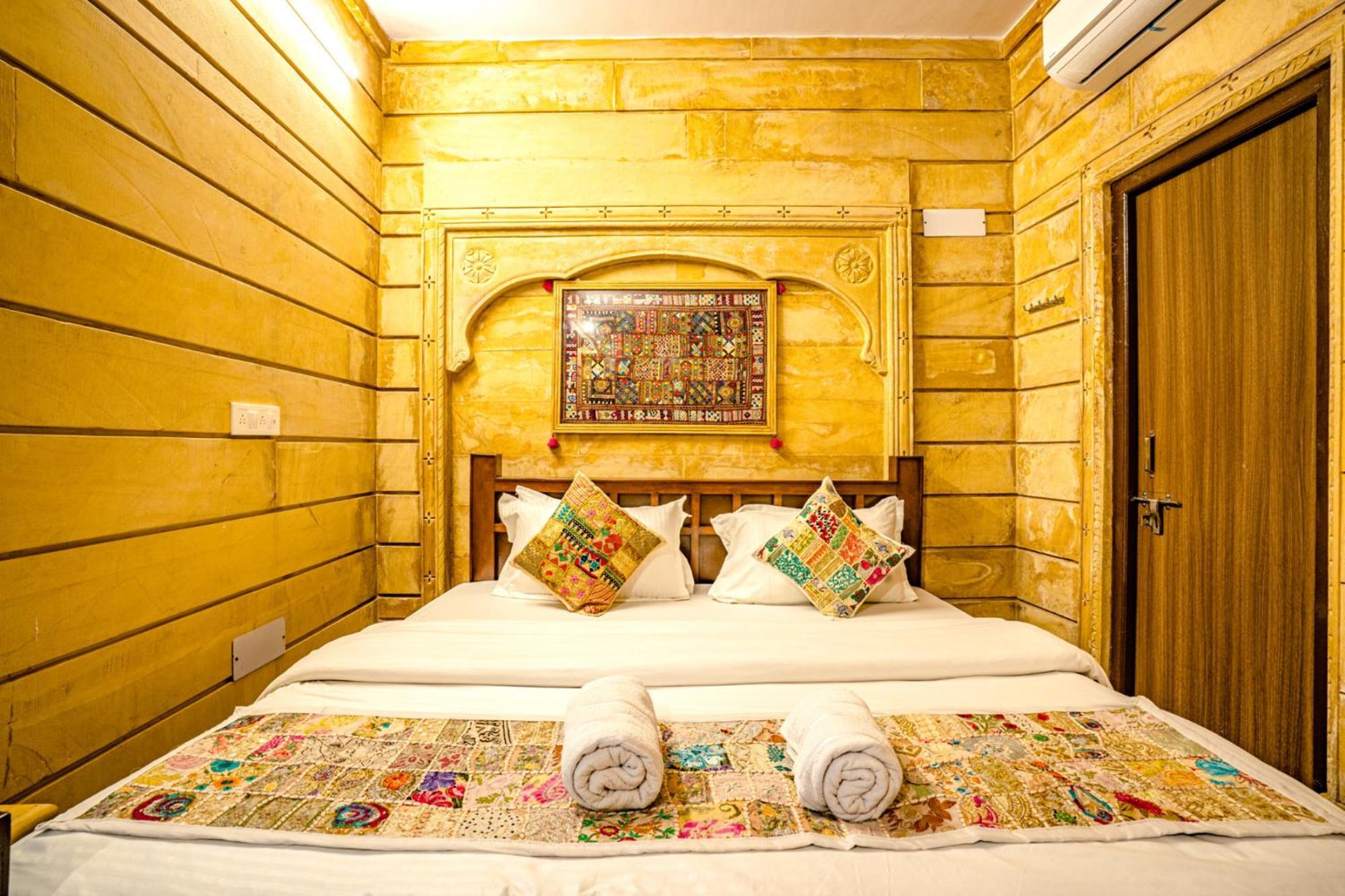 Hotel Relax Inn Jaisalmer Exterior photo